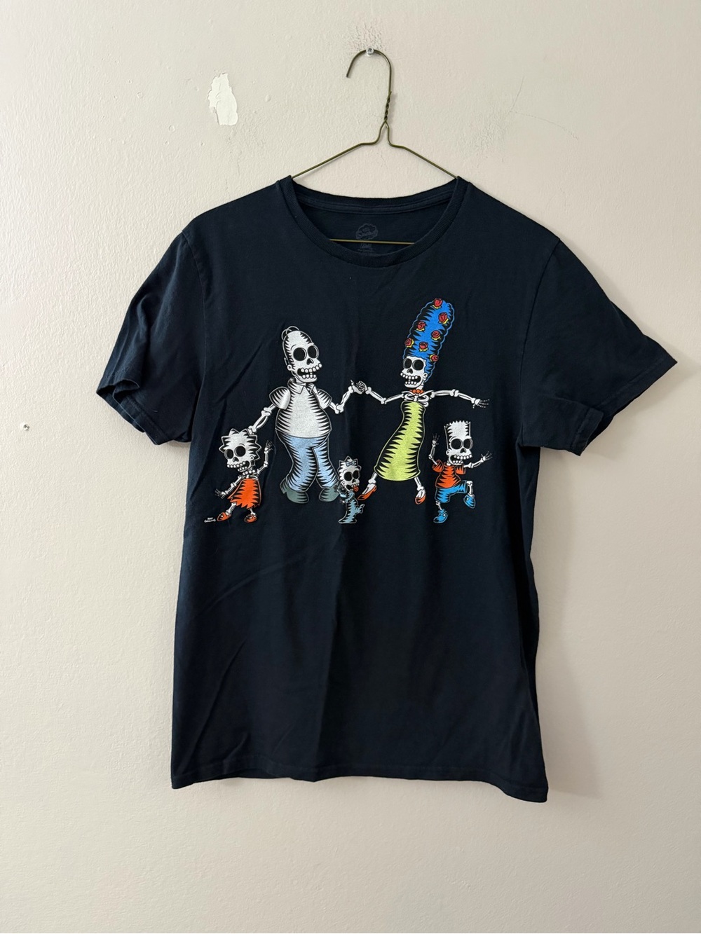Black Unisex Short-Sleeve Graphic Skeleton Family Tee: The Simpsons